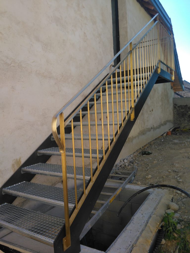 escalier ferronnerie acier